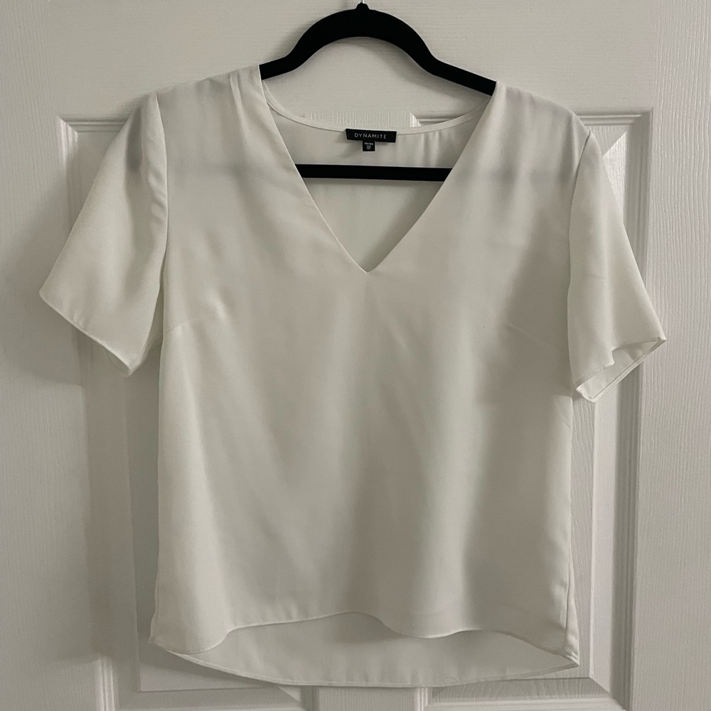 Dynamite v-neck blouse